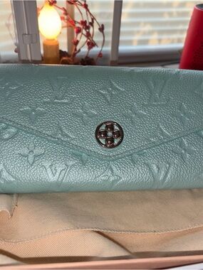 Louis Vuitton Monogram Empreinte Sarah Wallet - Pearly Lagoon